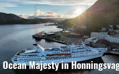 Ocean Majesty in Honningsvag mit Miternachtssonne 22.06.2022