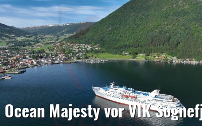 Ocean Majesty vor VIK Sognefjord 30.06.2022