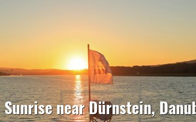 Sunrise near Dürnstein, Danube, aboard MS Primadonna