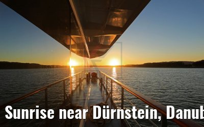 Sunrise near Dürnstein, Danube, aboard MS Primadonna