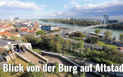 Blick von der Burg auf Altstadt Bratislava
