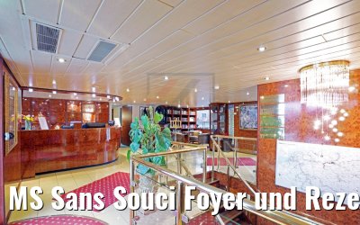 MS Sans Souci Foyer und Rezeption
