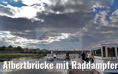 Albertbrücke mit Raddampfer Dresden in Dresden 20.10.2016