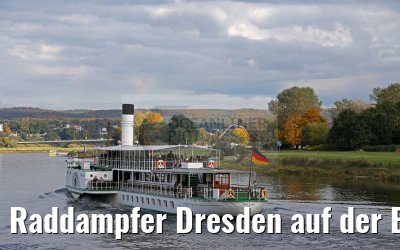 Raddampfer Dresden auf der Elbe 20.10.2016