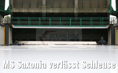 MS Saxonia verlässt Schleuse Niegripp 23.10.2016