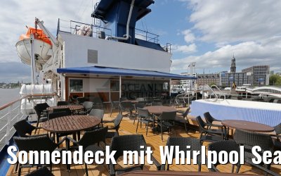 Sonnendeck mit Whirlpool Sea Spirit