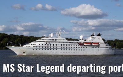 MS Star Legend departing port of Hamburg 31. July 2015