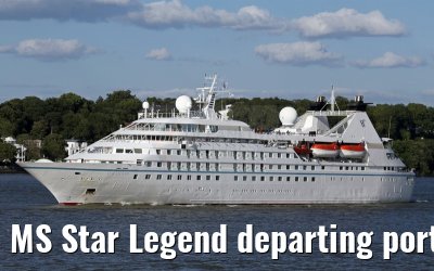 MS Star Legend departing port of Hamburg 31. July 2015