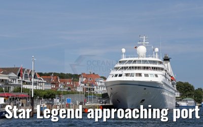 Star Legend approaching port of Travemuende 01. August 2015
