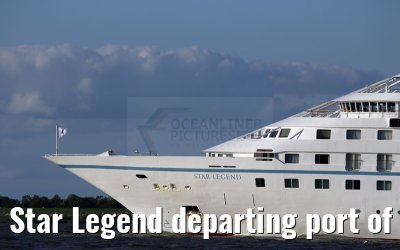 Star Legend departing port of Hamburg 31. July 2015