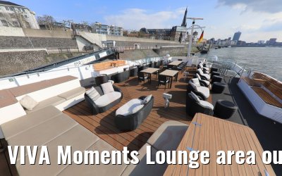 VIVA Moments Lounge area outside front