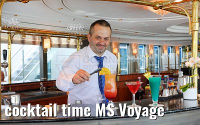cocktail time MS Voyage