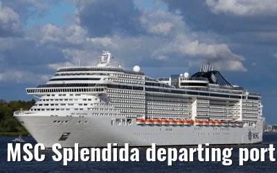 MSC Splendida departing port of Hamburg 01. May 2015