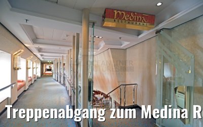 Treppenabgang zum Medina Restaurant MS Aurora