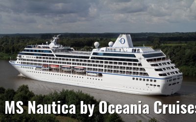 MS Nautica by Oceania Cruises, Kiel Canal, 12. August 2013