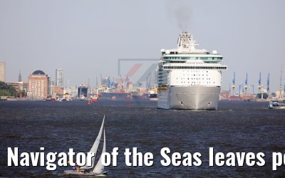 Navigator of the Seas leaves port of Hamburg after her maiden call 29.05.2018