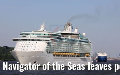 Navigator of the Seas leaves port of Hamburg after her maiden call 29.05.2018