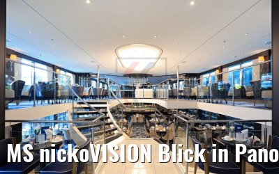 MS nickoVISION Blick in Panorama-Lounge und Vision-Restaurant