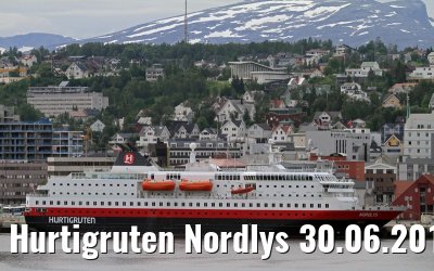 Hurtigruten Nordlys 30.06.2013 Tromsoe