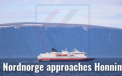 Nordnorge approaches Honningsvag 23.06.2022