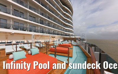 Infinity Pool and sundeck Ocean Boulevard Norwegian Aqua
