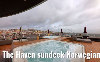 The Haven sundeck Norwegian Aqua