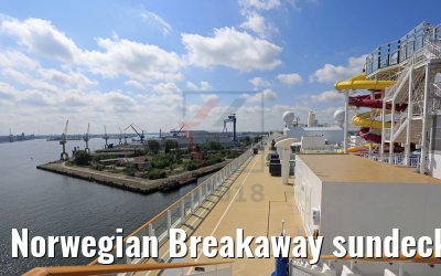 Norwegian Breakaway sundeck area