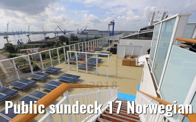 Public sundeck 17 Norwegian Breakaeay