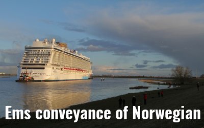 Ems conveyance of Norwegian Breakaway - 13th March 2013