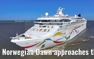 Norwegian Dawn approaches the port of Hamburg 16.07.2023