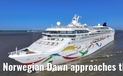 Norwegian Dawn approaches the port of Hamburg 16.07.2023
