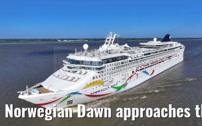 Norwegian Dawn approaches the port of Hamburg 16.07.2023