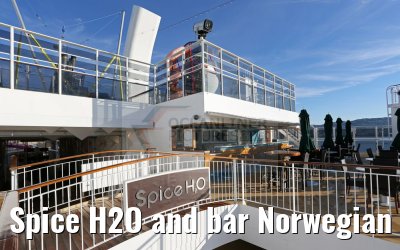 Spice H2O and bar Norwegian Epic