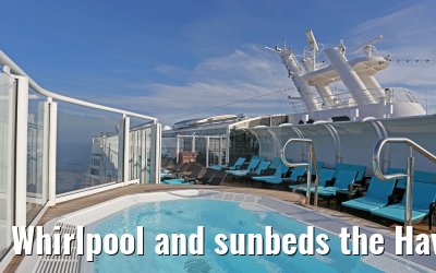 Whirlpool and sunbeds the Haven sun deck