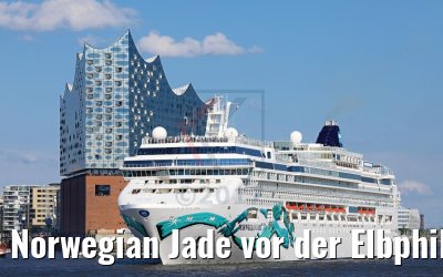 Norwegian Jade vor der Elbphilharmonie Hamburg 04.06.2017