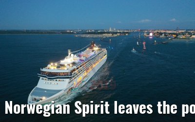 Norwegian Spirit leaves the port of Warnemuende 08.08.2019