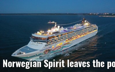 Norwegian Spirit leaves the port of Warnemuende 08.08.2019