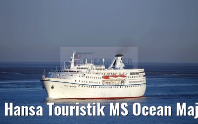 Hansa Touristik MS Ocean Majesty approaching Bremerhaven 31.08.2016