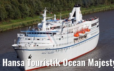 Hansa Touristik Ocean Majesty Kiel Canal 10.09.2017