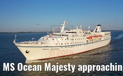 MS Ocean Majesty approaching cruise port Hamburg 20.08.2019