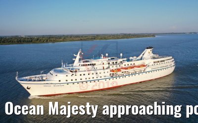 Ocean Majesty approaching port of Hamburg 20.08.2019