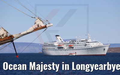 Ocean Majesty in Longyearbyen 25.06.2022