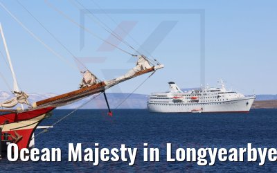 Ocean Majesty in Longyearbyen 25.06.2022