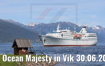 Ocean Majesty in Vik 30.06.2022