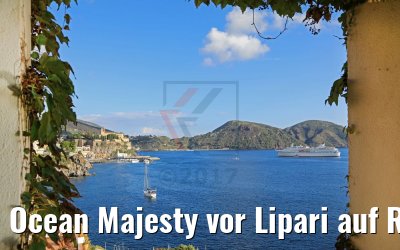 Ocean Majesty vor Lipari auf Reede 11.10.2017