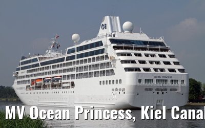 MV Ocean Princess, Kiel Canal, 27. July 2013