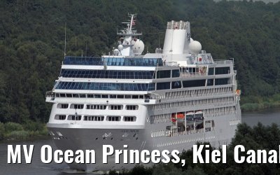 MV Ocean Princess, Kiel Canal, 27. July 2013