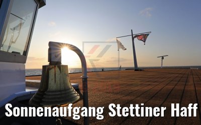 Sonnenaufgang Stettiner Haff MS Junker Joerg 18.09.2019