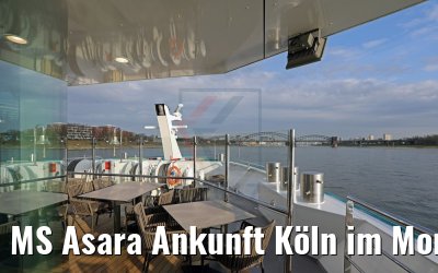 MS Asara Ankunft Köln im Morgenlicht 30.03.2017