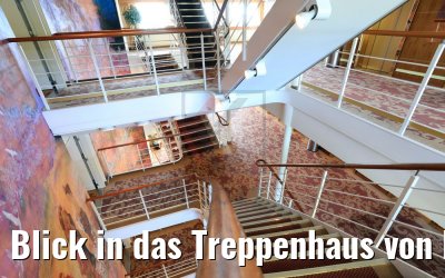Blick in das Treppenhaus von Deck 10 aus MS Amadea 26.05.2017